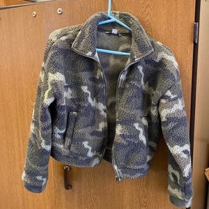 American Eagle Cropped Camp Sherpa